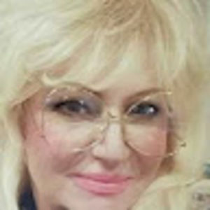 Meet your Posher, Susanna